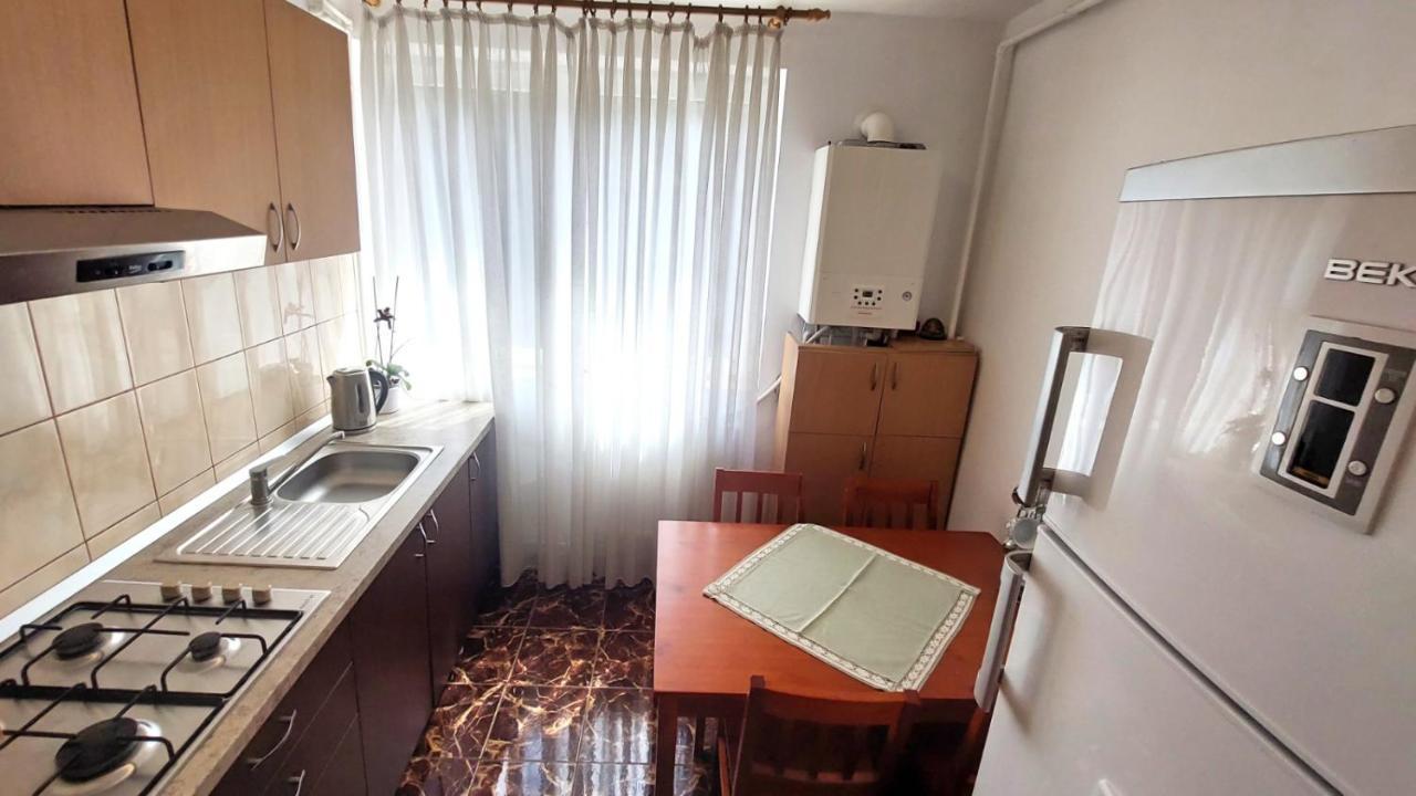 The Home Hunedoara Eksteriør bilde